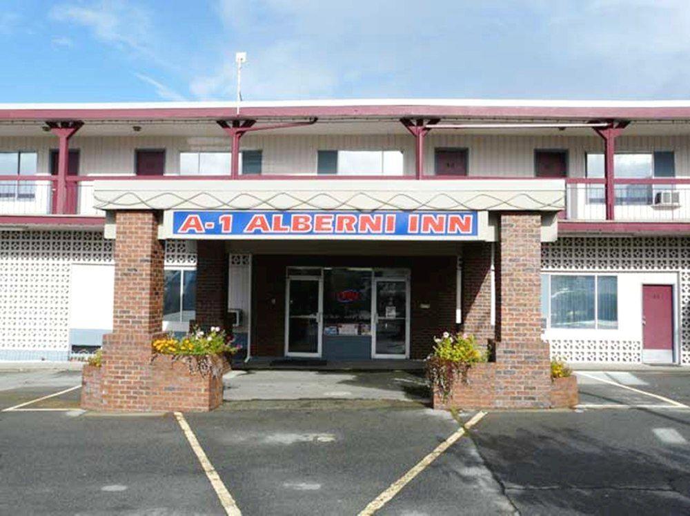 A-1 Alberni Inn ポート・アルバーニ エクステリア 写真